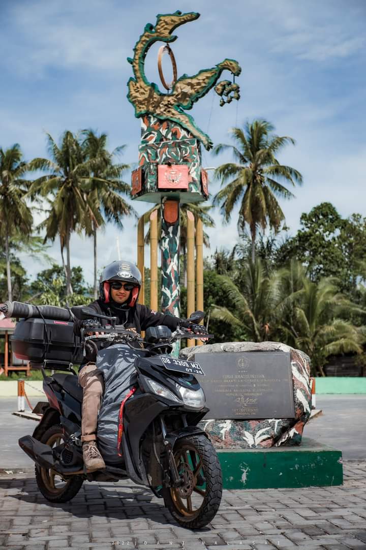 Sukrian Pontoh 